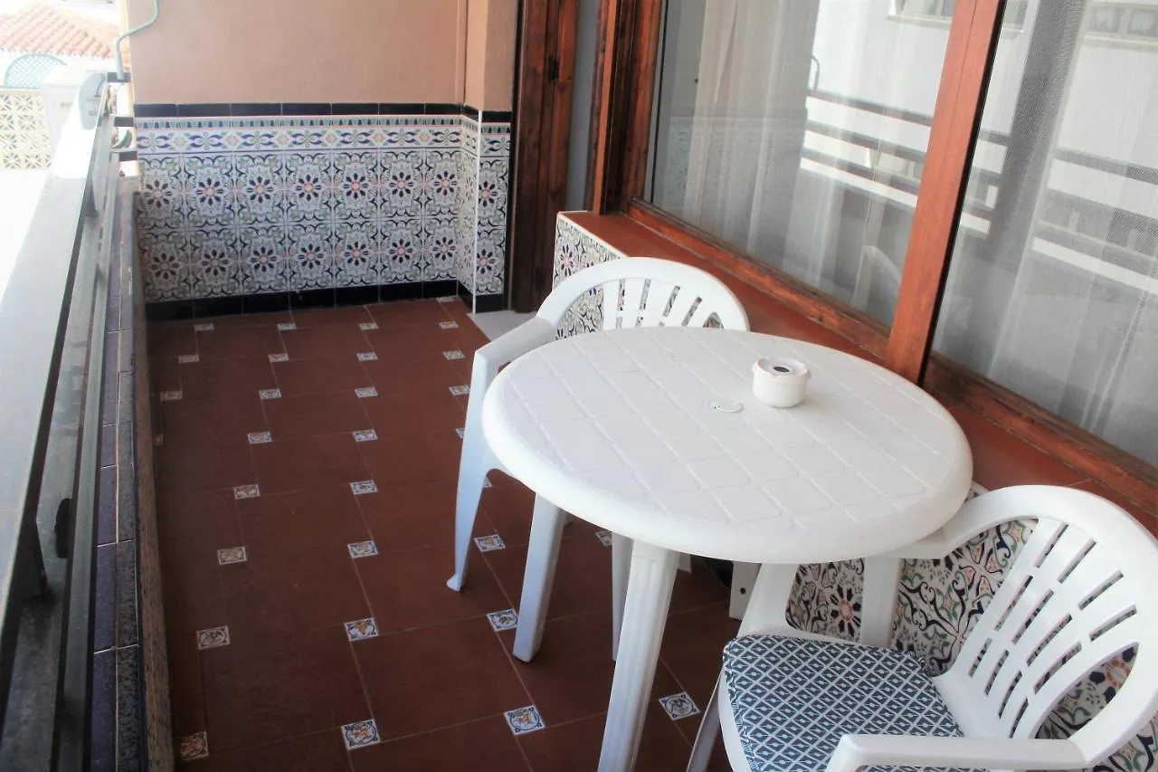 Elizabeth Beach Apartment With Seaviews! Torremolinos Spain