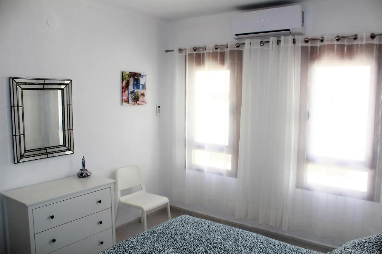 Elizabeth Beach Apartment With Seaviews! Torremolinos