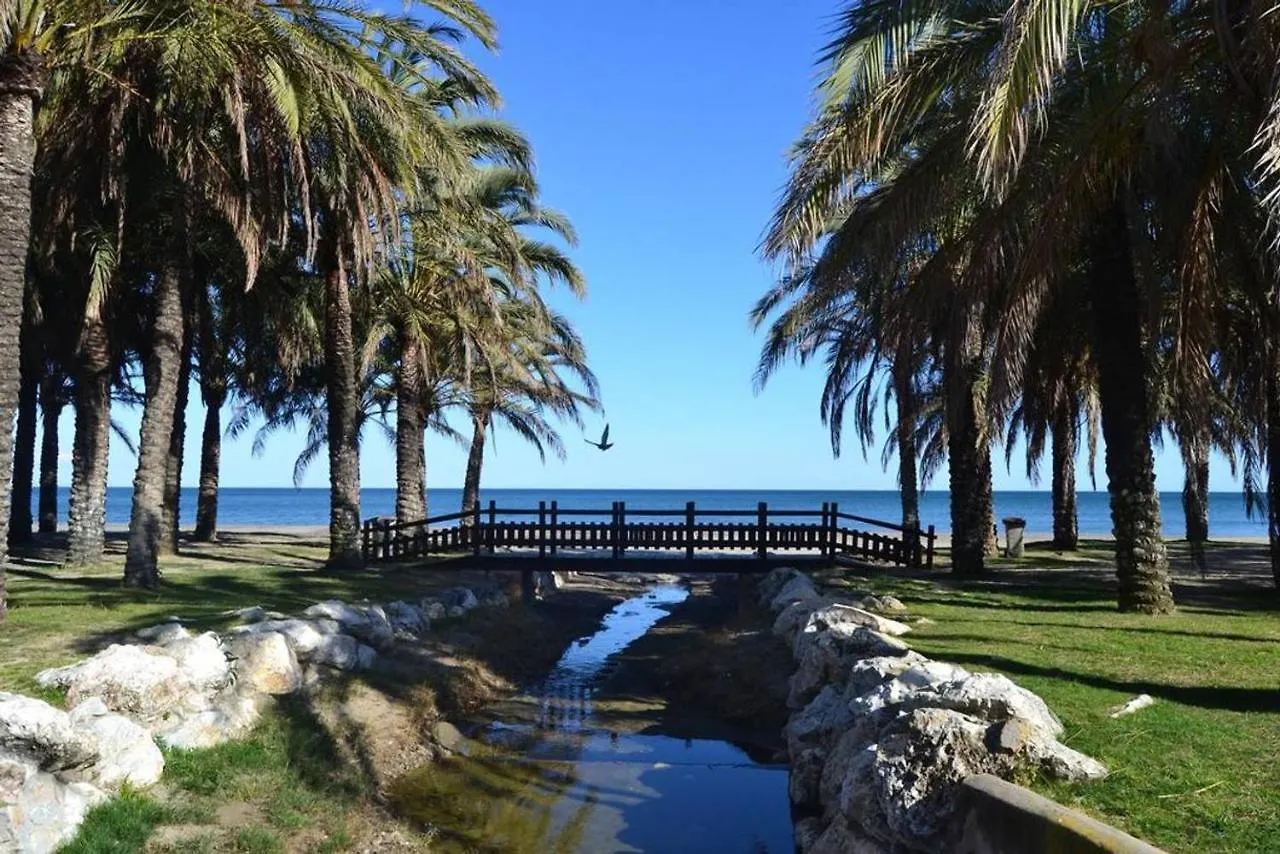 Elizabeth Beach Apartment With Seaviews! Torremolinos Spain